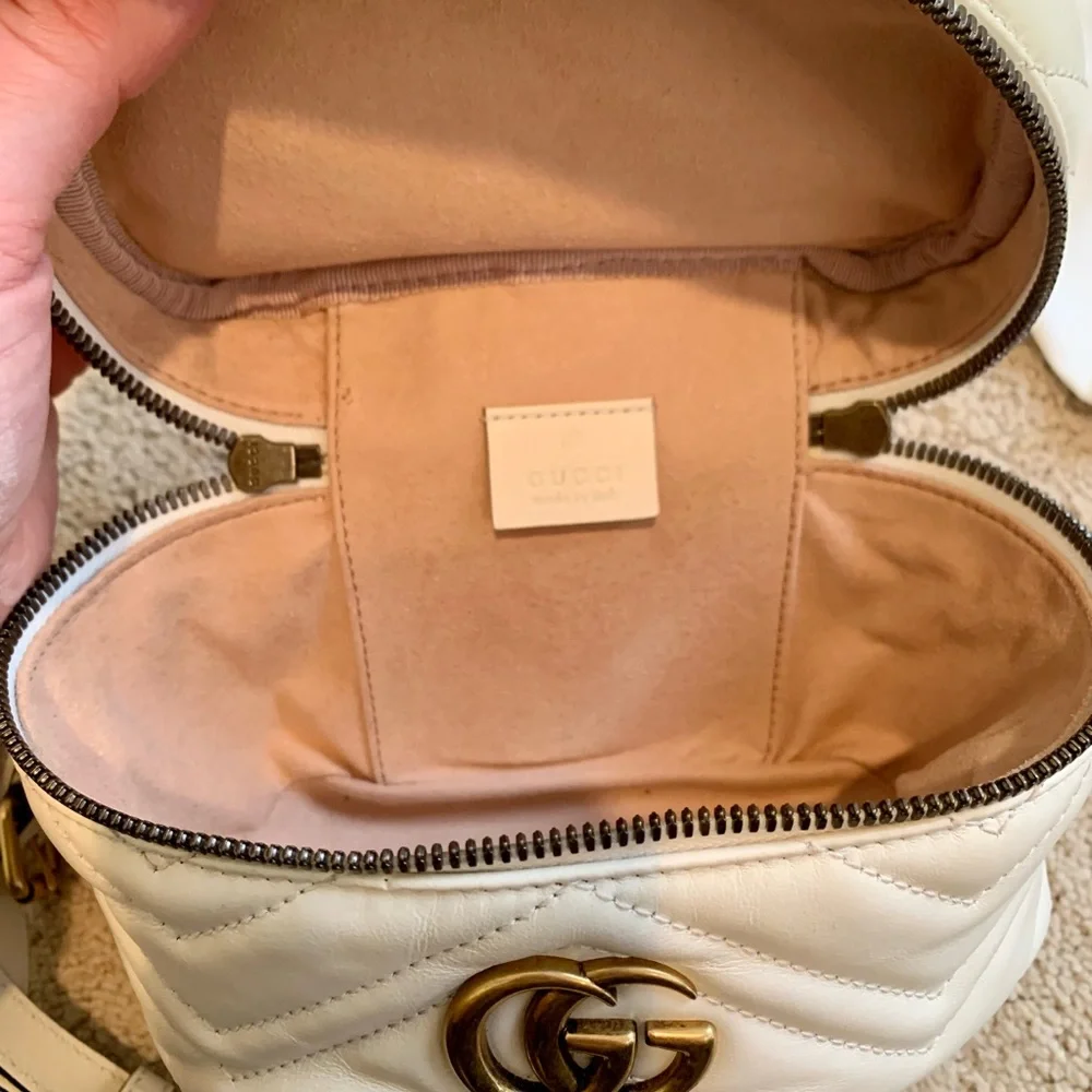 Gucci Calfskin Matelasse Mini GG Marmont Rounded Backpack in White - Picture 10 of 10